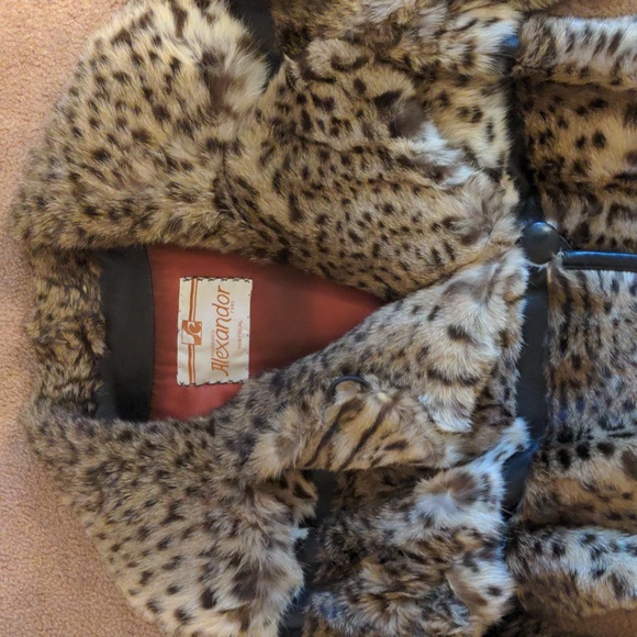 5. Vintage Alexandor Fur Montreal Luxe Leopard Print Leather Trim Coat - Picture 4 of 9